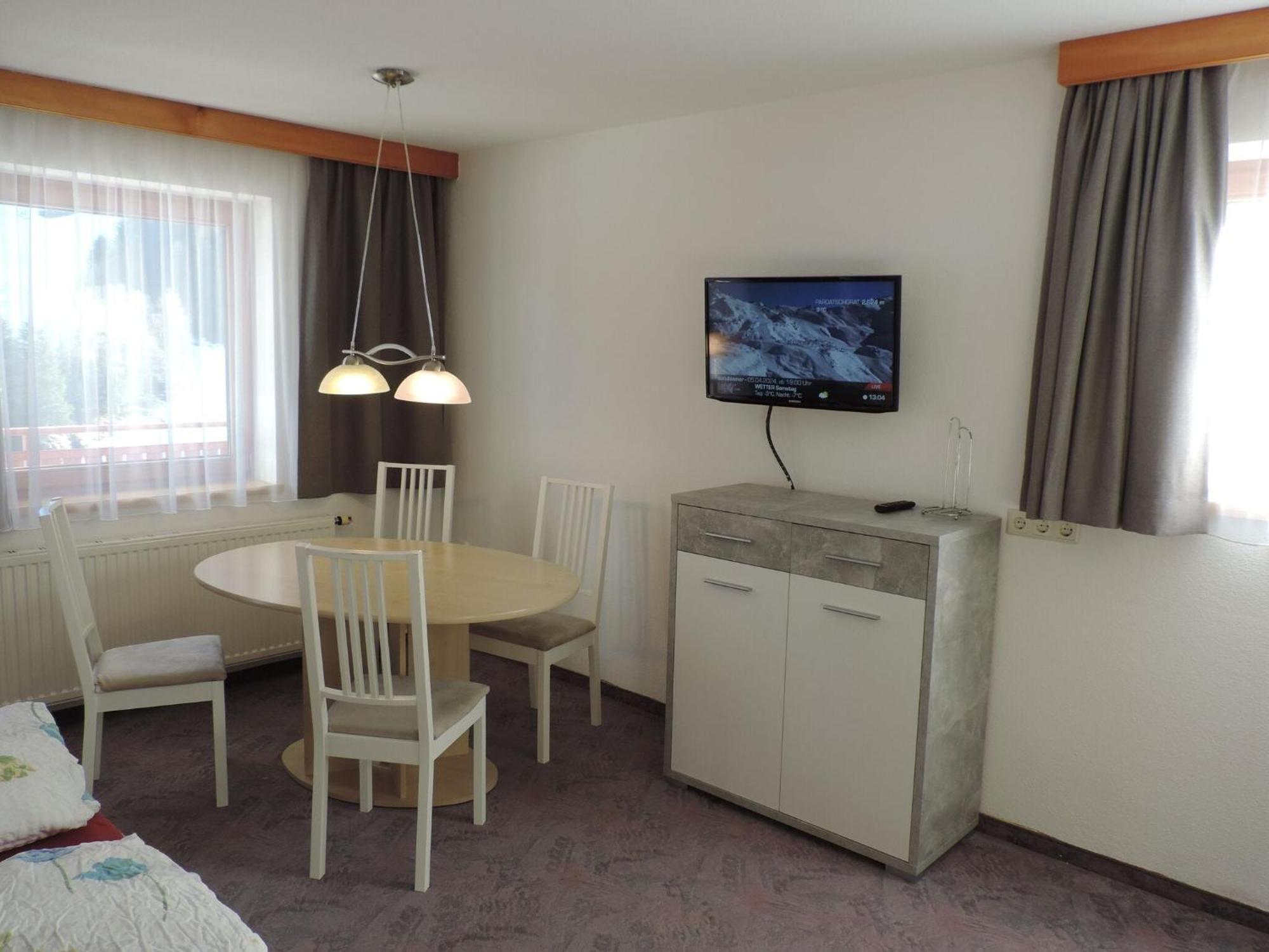 Apartment In Ischgl At The Ski Bus Stop Экстерьер фото